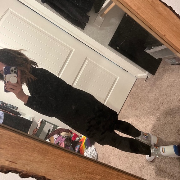 Meet your Posher, Sarah - Picture 1 of 1